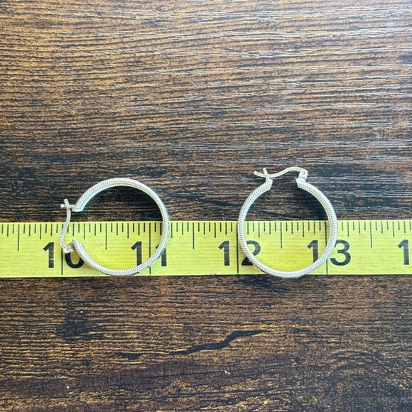 VTG Sterling Silver 925 Textured Hoop Earrings Hinged Posts Size 1.25" Length - Picture 7 of 8